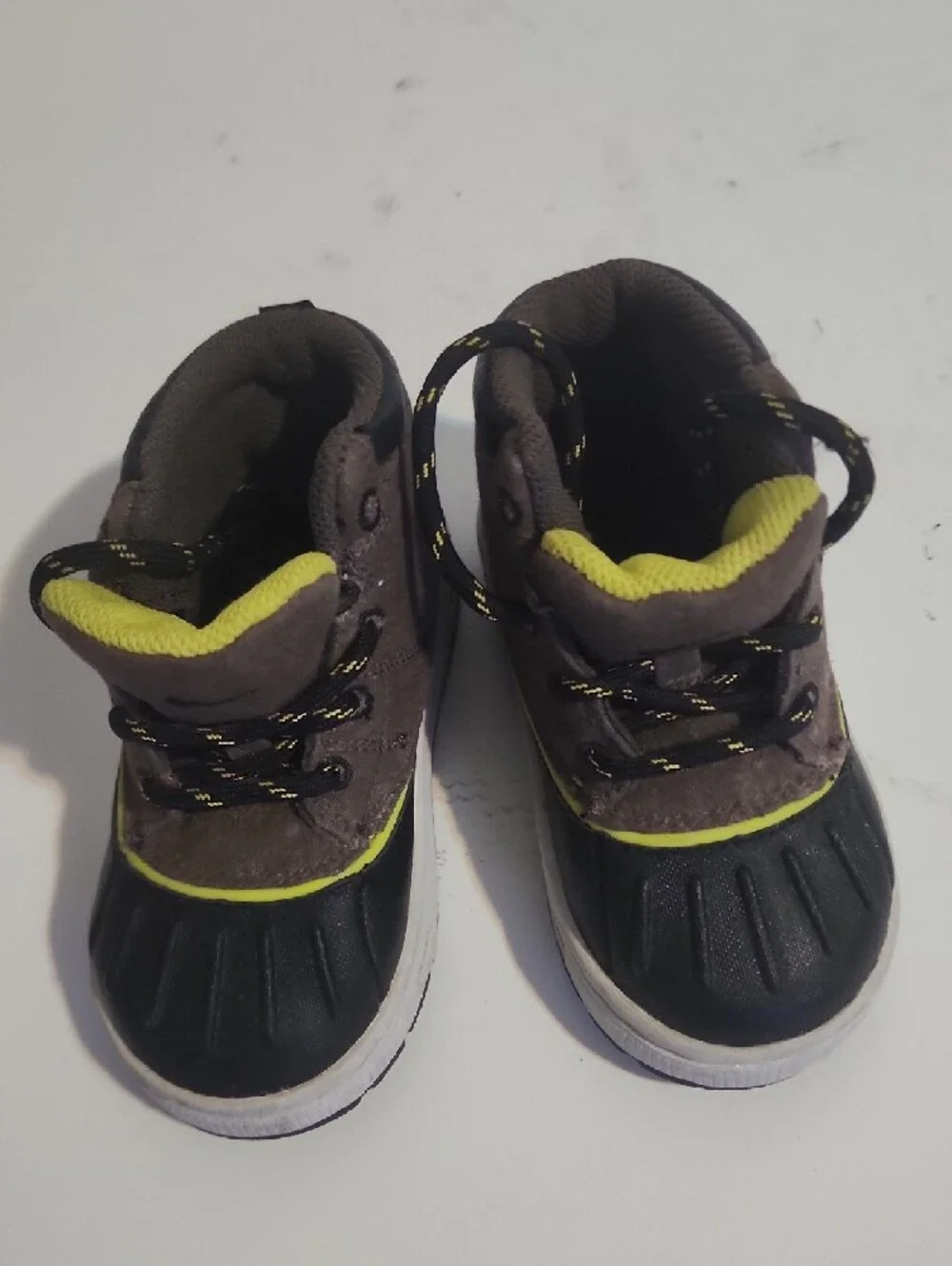 Nike Kids Black and Yellow Lace-Up Boots